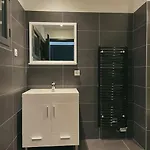 Fonctionnel 4p Avec Piscine Et Vue