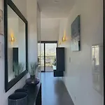 Fonctionnel 4p Avec Piscine Et Vue شقة