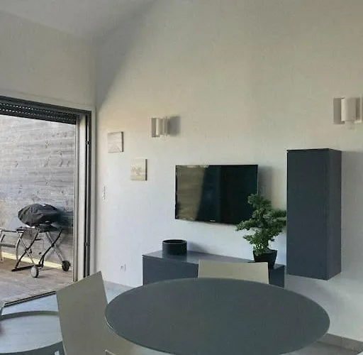 شقة Fonctionnel 4p Avec Piscine Et Vue