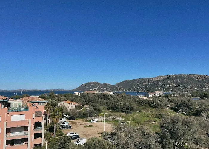 Apartamento Fonctionnel 4p Avec Piscine Et Vue *