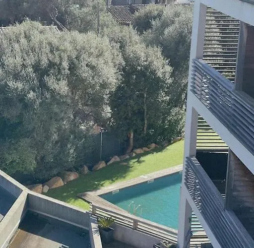 Fonctionnel 4p Avec Piscine Et Vue *